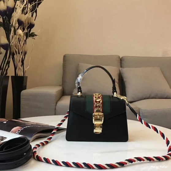 Hyperpeter Sylvie Gucci 0729